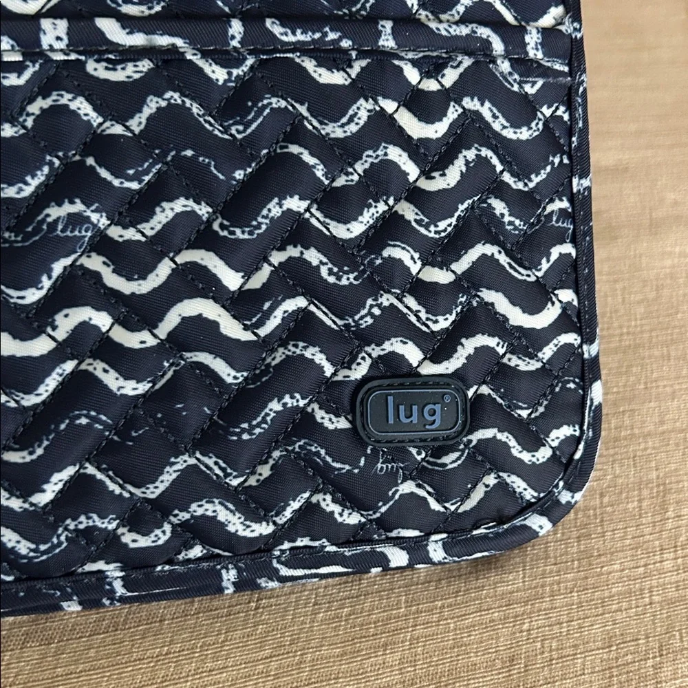 LUG Tango Travel Wallet Navy Blue‎ White Waves Nautical